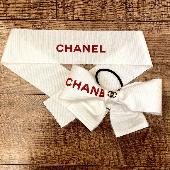 CHANEL Other - Chanel Gift Wrapping Fabric Belly Band